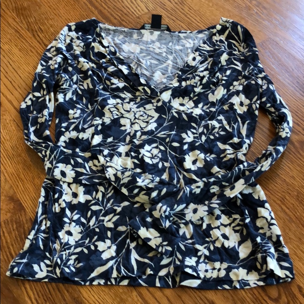 Banana Republic V Neck Floral Top